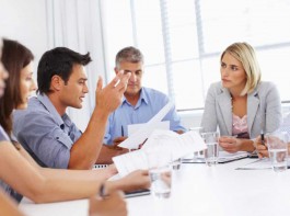 Căn cứ vào phạm vi quyền khi chuyển quyền sử dụng đối tượng sở hữu công nghiệp