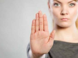 Hành vi cạnh tranh không lành mạnh được hiểu như thế nào?