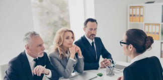 Sự khác biệt giữa hình thức đấu thầu rộng rãi và đấu thầu hạn chế